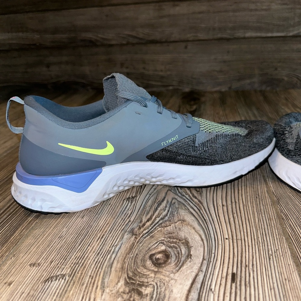 💜 SOLD 💜 Nike Odyssey React Flyknit 2 Running Shoe - Picture 6 of 10
